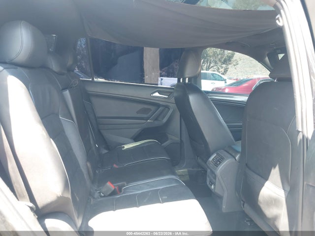 Продаж на аукціоні авто 2018 Volkswagen Tiguan 2.0t Sel Premium, vin: 3VV5B7AX5JM192200, номер лоту: 45442263