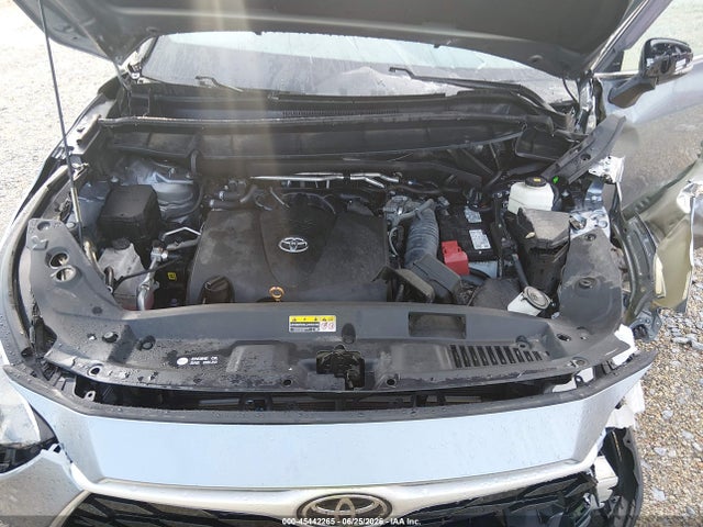 Toyota Highlander Xle 2021 5TDGZRAH2MS085276 Image 10