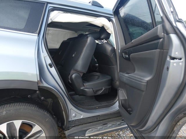 Toyota Highlander Xle 2021 5TDGZRAH2MS085276 Image 8