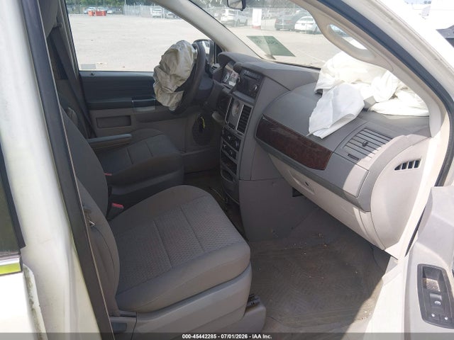 45442285 :رقم المزاد ، 2A8HR44E09R656541 vin ، 2009 Chrysler Town & Country Lx مزاد بيع
