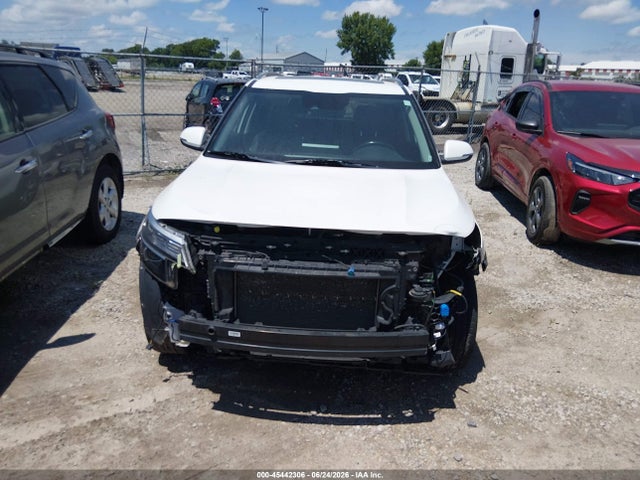 KNDERCAA4M7118005 KIA SELTOS EX