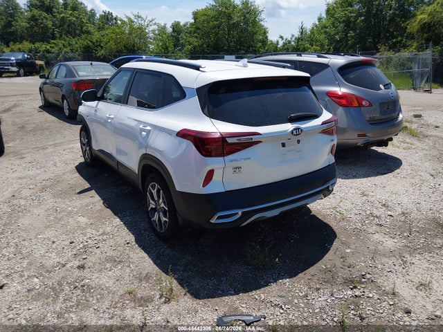KNDERCAA4M7118005 KIA SELTOS EX