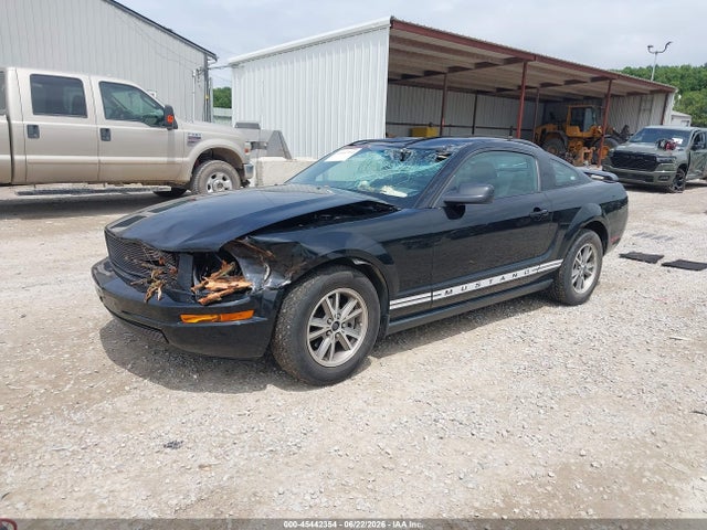 Продаж на аукціоні авто 2005 Ford Mustang V6 Deluxe/v6 Premium, vin: 1ZVFT80N755144129, номер лоту: 45442354