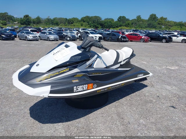 Yamaha Personal Watercraft 2018 YAMA0666D818 Image 2
