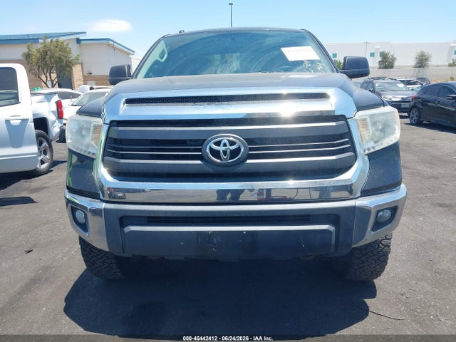 5TFDW5F18GX508747 Toyota Tundra Sr5 5.7l V8