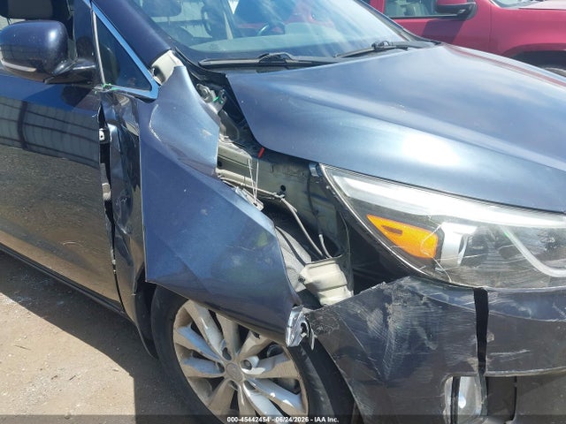 KIA SEDONA EX 2016 KNDMC5C1XG6110832 Image 6