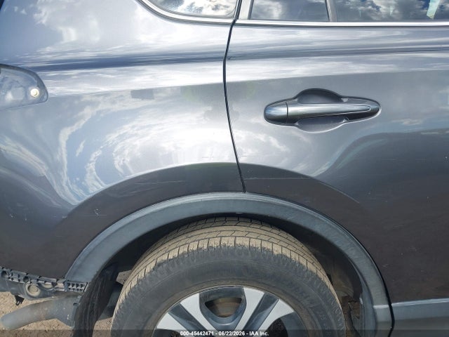 Toyota RAV4 LE 2018 JTMBFREV4JJ175749 Image 20
