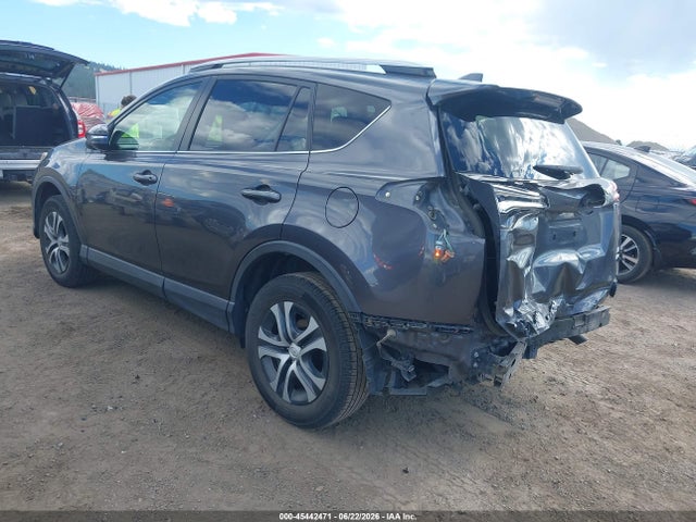 Toyota RAV4 LE 2018 JTMBFREV4JJ175749 Image 3