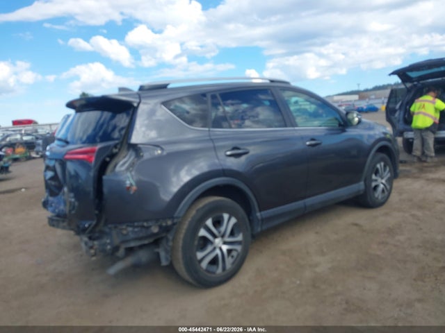 Toyota RAV4 LE 2018 JTMBFREV4JJ175749 Image 4