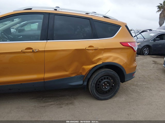 Ford Escape Titanium 2016 1FMCU0J92GUA11613 Image 6
