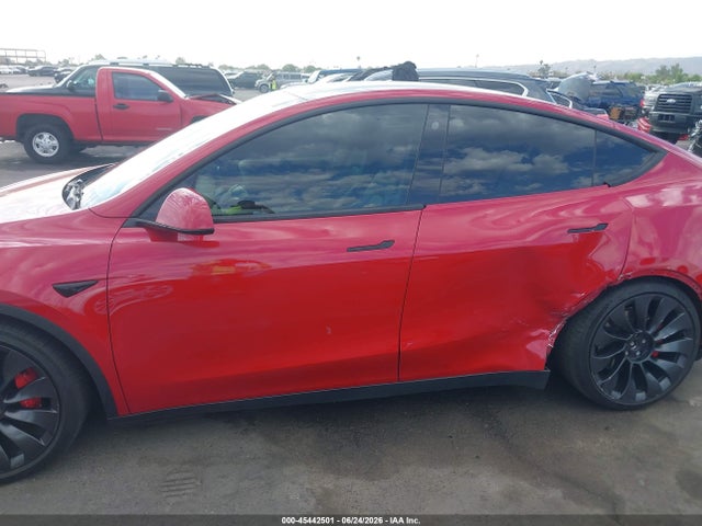 Продажа на аукционе авто 2022 Tesla Model Y Performance Dual Motor All-wheel Drive, vin: 7SAYGDEF4NF513993, номер лота: 45442501