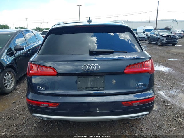 Продаж на аукціоні авто 2018 Audi Q5 2.0t Premium/2.0t Tech Premium, vin: WA1CNAFY1J2043716, номер лоту: 45442507