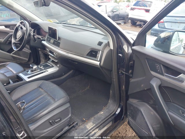 Продаж на аукціоні авто 2018 Audi Q5 2.0t Premium/2.0t Tech Premium, vin: WA1CNAFY1J2043716, номер лоту: 45442507