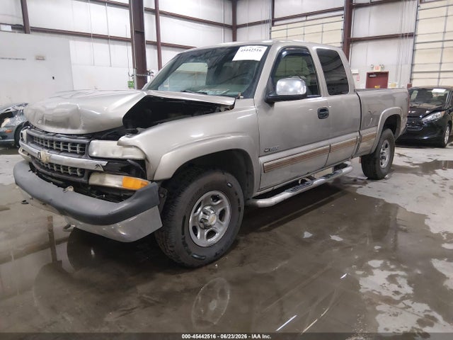45442516 :رقم المزاد ، 2GCEK19V521190857 vin ، 2002 Chevrolet Silverado 1500 Ls مزاد بيع