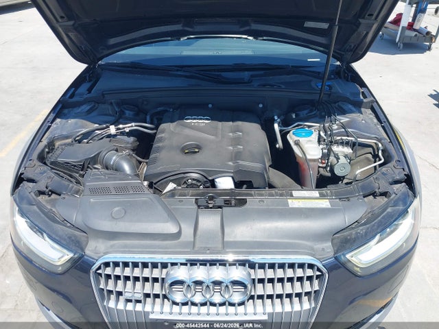 WA1UFAFLXFA139945 Audi Allroad 2.0t Premium