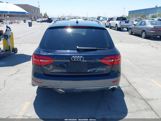 WA1UFAFLXFA139945 Audi Allroad 2.0t Premium
