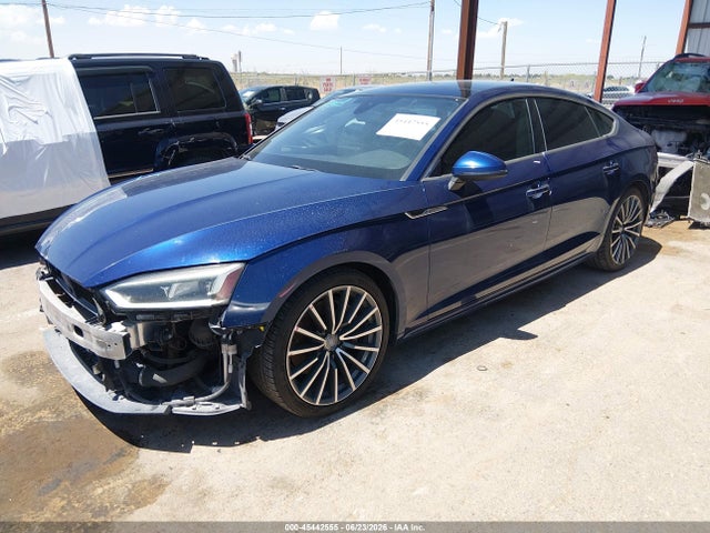 45442555 :رقم المزاد ، WAUBNCF59JA061161 vin ، 2018 Audi A5 2.0t Premium مزاد بيع