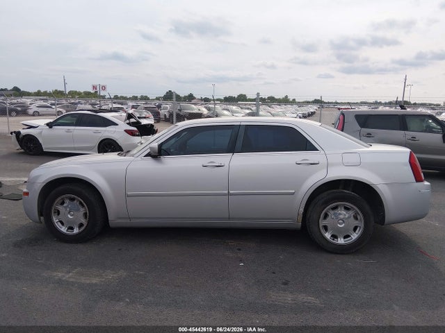 45442619 :رقم المزاد ، 2C3KA53G27H871164 vin ، 2007 Chrysler 300 Touring مزاد بيع