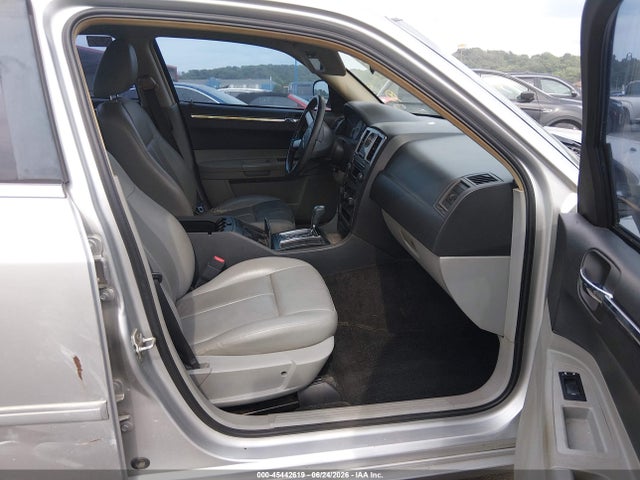 45442619 :رقم المزاد ، 2C3KA53G27H871164 vin ، 2007 Chrysler 300 Touring مزاد بيع