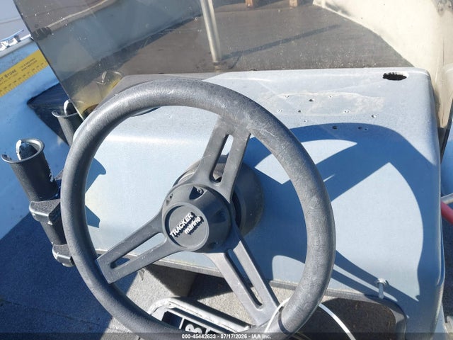 Продажа на аукционе авто 1992 Tracker Other, vin: BUJ19250A292, номер лота: 45442633