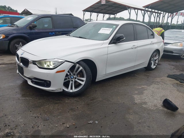 45442652 :رقم المزاد ، WBA3B3G58FNT19892 vin ، 2015 Bmw 328i Xdrive مزاد بيع