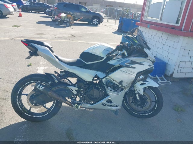 Kawasaki EX500 2025 ML5EXGG17SDA56079 Image 13