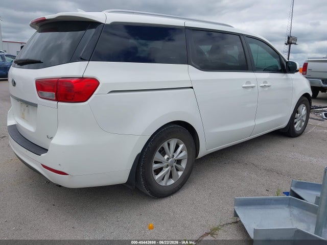 KIA SEDONA LX 2017 KNDMB5C18H6320205 Image 4