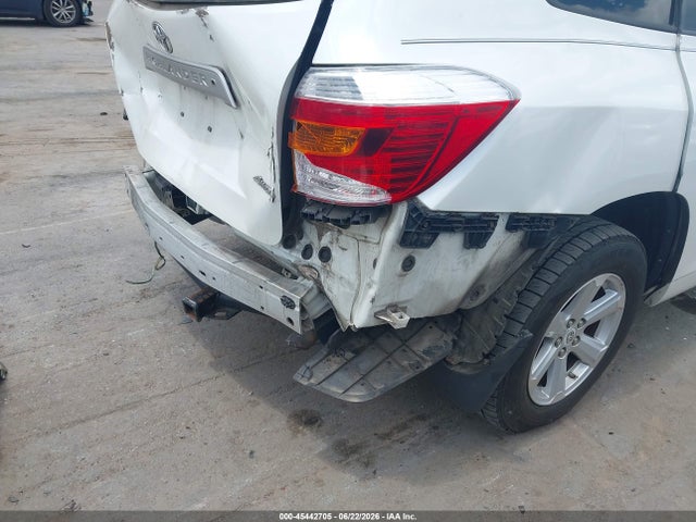 45442705 :رقم المزاد ، 5TDJK3EH5AS037820 vin ، 2010 Toyota Highlander Se V6 مزاد بيع