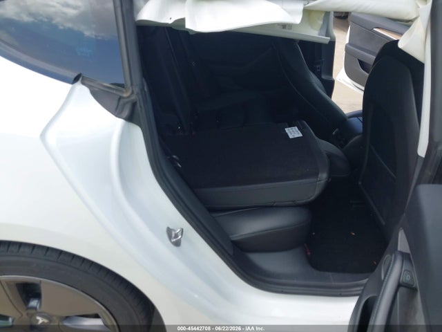 Продажа на аукционе авто 2021 Tesla Model 3 Standard Range Plus Rear-wheel Drive, vin: 5YJ3E1EAXMF963551, номер лота: 45442708