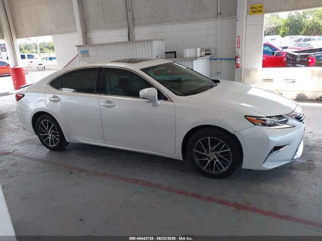 2018 Lexus Es 350 მანქანა იყიდება აუქციონზე, vin: 58ABK1GG2JU109327, აუქციონის ნომერი: 45442738