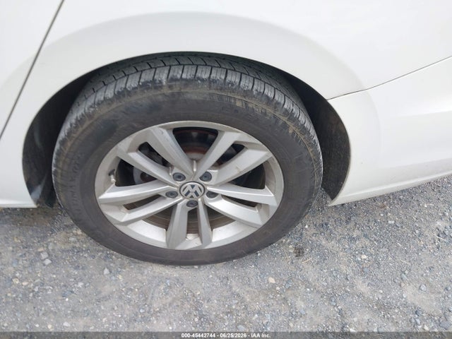 Продажа на аукционе авто 2020 Volkswagen Passat 2.0t Se, vin: 1VWSA7A38LC009424, номер лота: 45442744