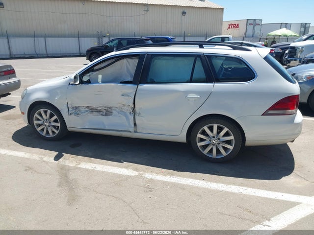 3VWPL7AJ1EM615518 Volkswagen Jetta Sportwagen 2.0l Tdi