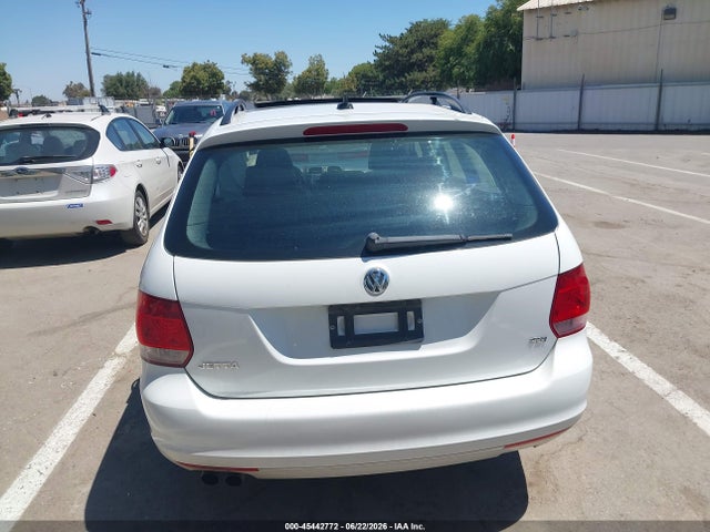 3VWPL7AJ1EM615518 Volkswagen Jetta Sportwagen 2.0l Tdi