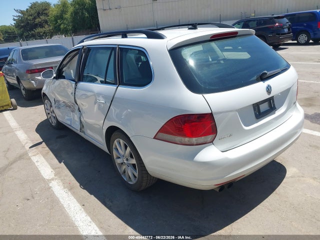 3VWPL7AJ1EM615518 Volkswagen Jetta Sportwagen 2.0l Tdi