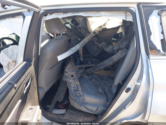 Toyota Highlander Xle 2022 5TDHZRBH4NS585170 Image 8