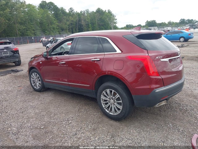 45442850 :رقم المزاد ، 1GYKNBRS1HZ202485 vin ، 2017 Cadillac Xt5 Luxury مزاد بيع