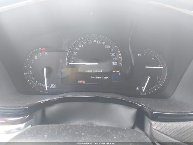 45442850 :رقم المزاد ، 1GYKNBRS1HZ202485 vin ، 2017 Cadillac Xt5 Luxury مزاد بيع