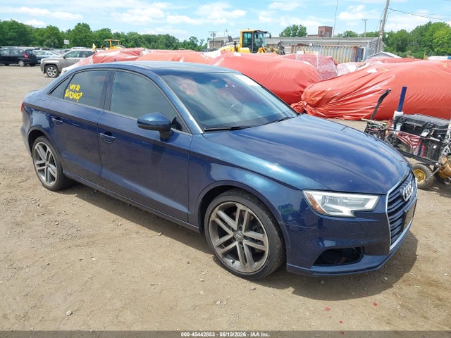 Auction sale of the 2017 Audi A3 Premium, vin: WAUAUGFF7H1066710, lot number: 45442853