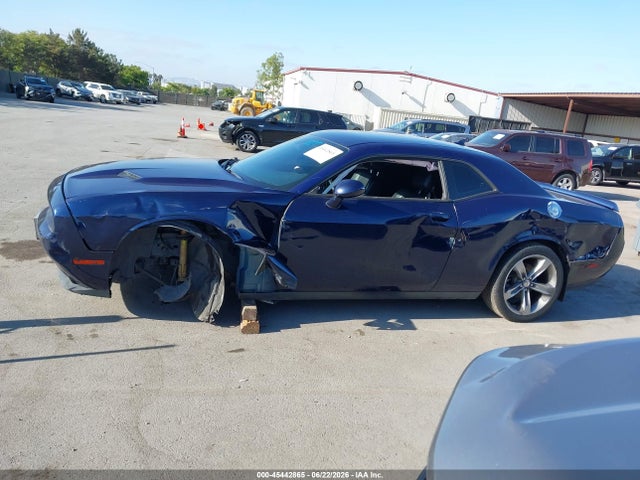 2C3CDZBG6FH712988 Dodge Challenger Sxt Plus