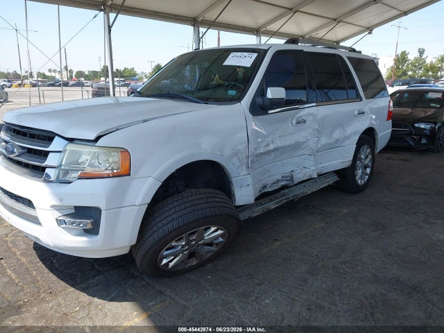 Ford Expedition Limited 2016 1FMJU1KT4GEF23276 Image 2