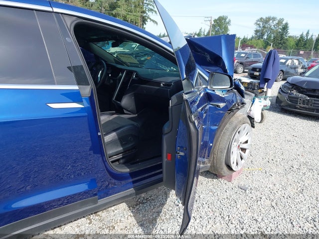 Tesla Model X 100d/75d/p100d 2018 5YJXCBE29JF090358 Image 5