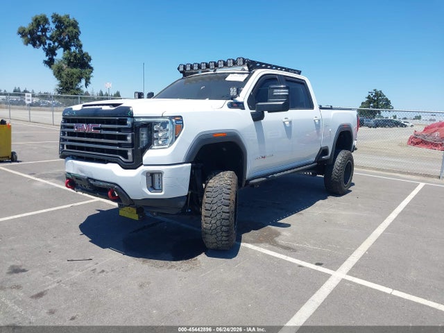 45442896 :رقم المزاد ، 1GT49PE78NF167118 vin ، 2022 Gmc Sierra 2500hd 4wd  Standard Bed At4 مزاد بيع