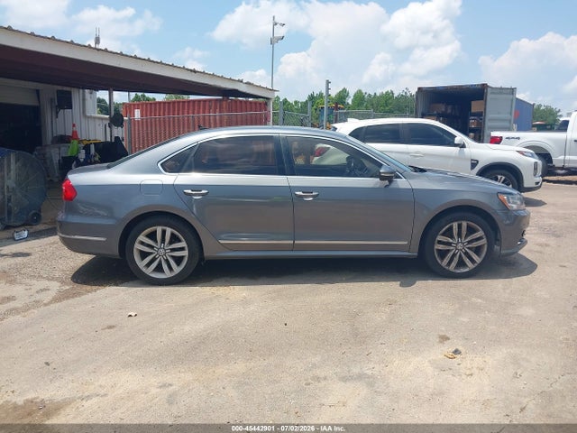 Volkswagen Passat 1.8t Sel 2016 1VWCT7A37GC025554 Image 14