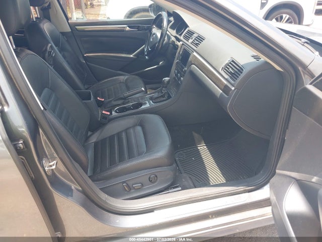 Volkswagen Passat 1.8t Sel 2016 1VWCT7A37GC025554 Image 5