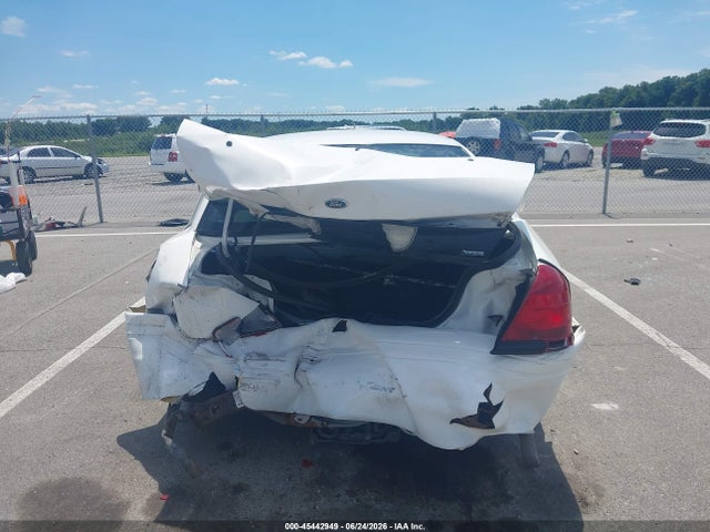 Продаж на аукціоні авто 2010 Ford Crown Victoria Police/police Interceptor, vin: 2FABP7BV2AX116704, номер лоту: 45442949