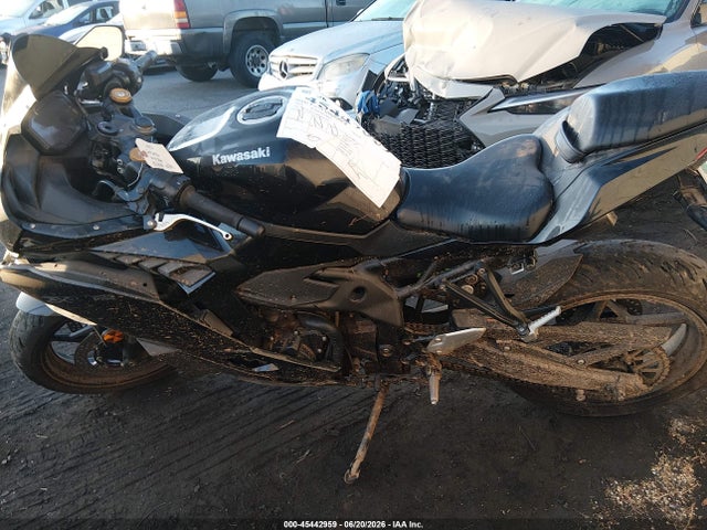 Kawasaki Zx400 S 2024 ML5ZXCS14RDA09961 Image 13
