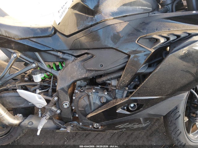 Kawasaki Zx400 S 2024 ML5ZXCS14RDA09961 Image 8