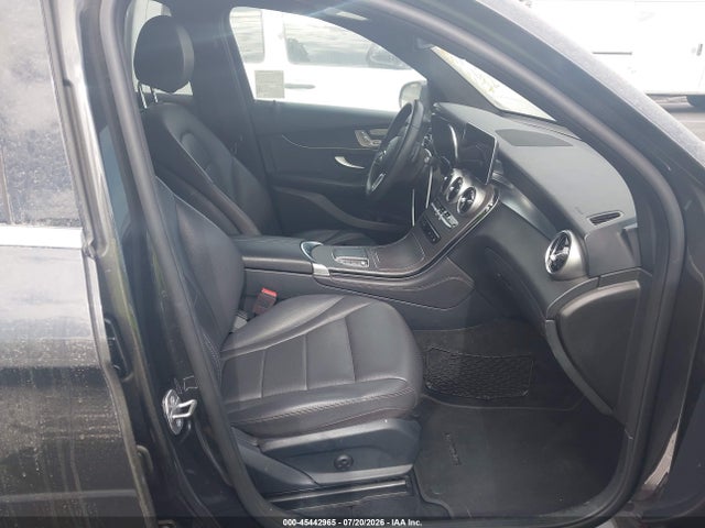 Mercedes-Benz GLC 300 2020 WDC0G8DBXLF719239 Image 5
