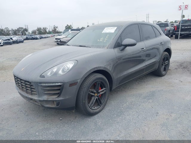 Porsche MACAN S 2015 WP1AB2A58FLB52392 Image 2