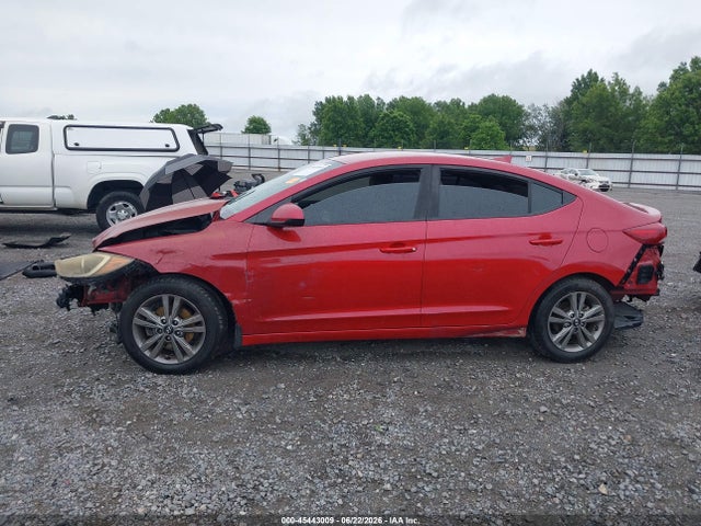 45443009 :رقم المزاد ، 5NPD84LF6JH358757 vin ، 2018 Hyundai Elantra Sel مزاد بيع